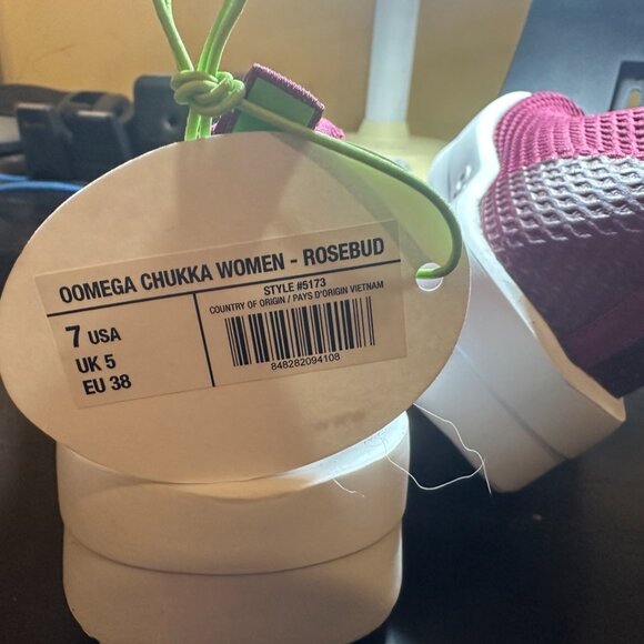 OOFOS OOmega Chukka Women’s Slip-On Recovery Shoes – Rosebud (Size 7) - Picture 5 of 5